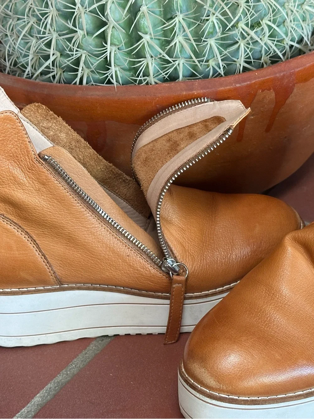 Anthro Silent D Women’s Tan Leather Platform Zip Ankle Boots